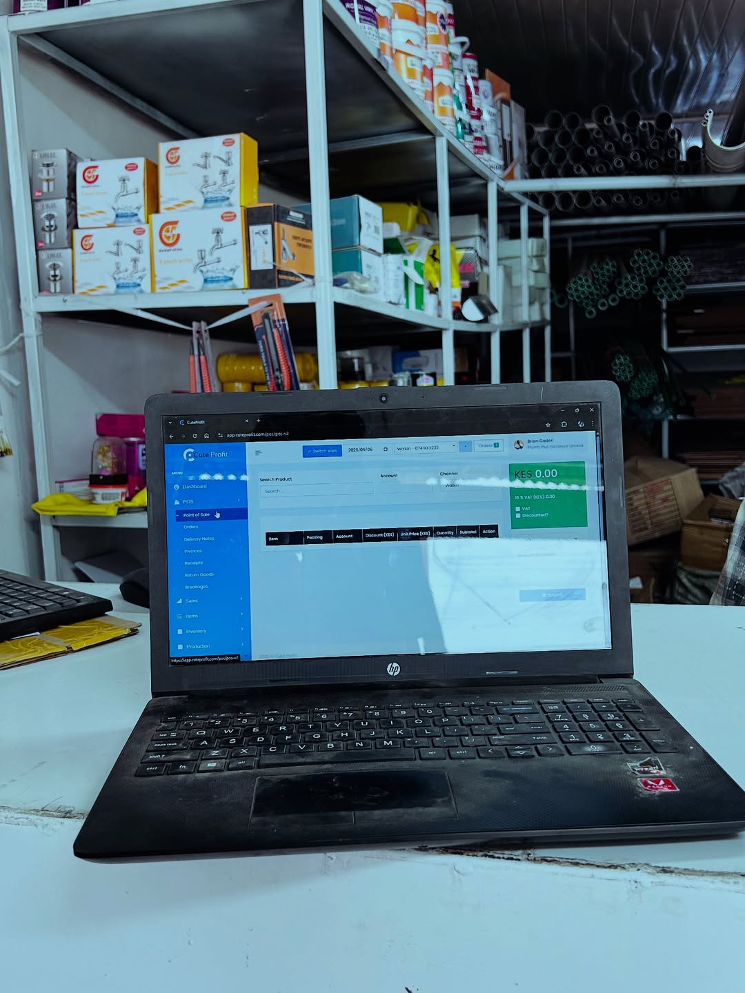 Cute Profit Hardware Management Dashboard